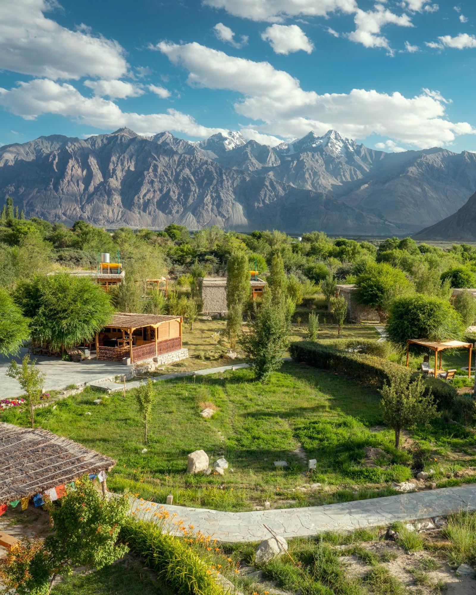 Hotel Lchang Nang Retreat-The House Of Trees-Nubra Valley à Sumur Extérieur photo